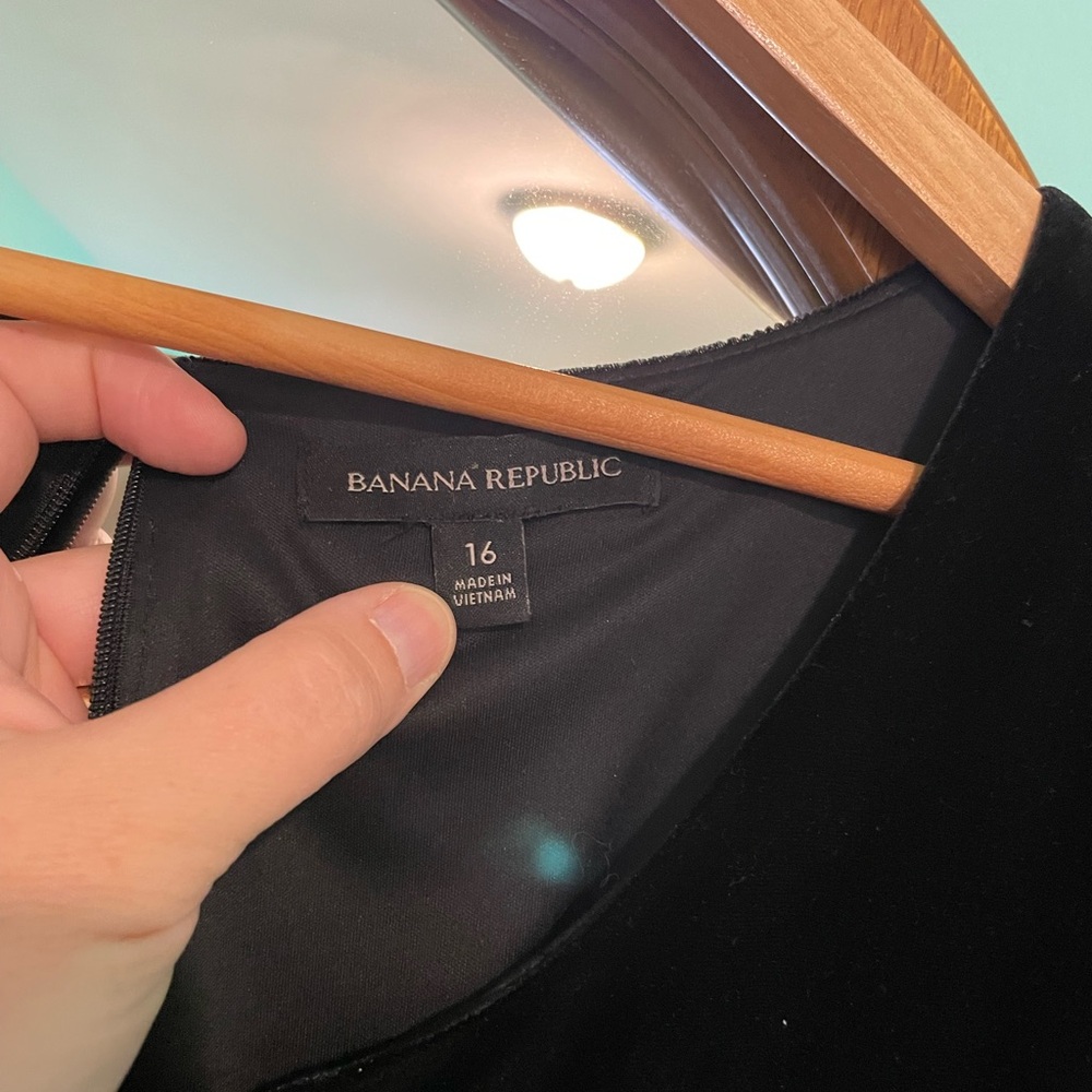 Banana Republic Black Sleeveless Jumpsuit - Picture 3 of 5